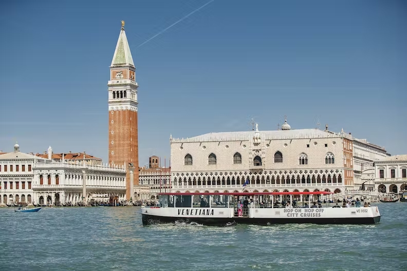 Visita a Murano, Burano e Torcello