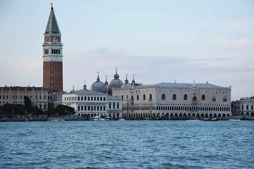 Dogenpalast - Markuplatz  Venedig