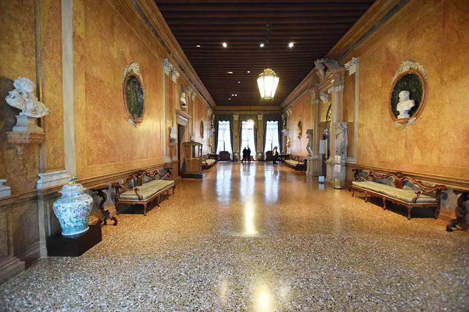 Portico - Ca' Rezzonico Museum 