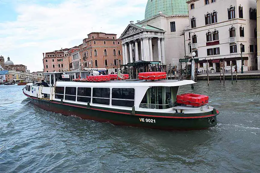 Línea 4.1 de barco vaporetto Veneci