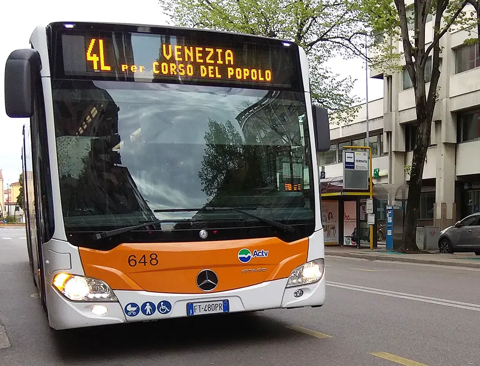 Autobus Linea 4L Actv Mestre Venezia